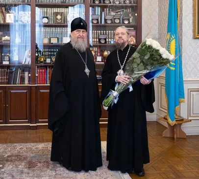 Митрополит Александр поздравил епископа Каскеленского Геннадия с пятнадцатилетием архипастырской хиротонии