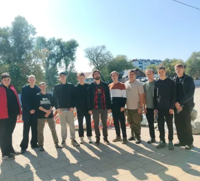 Преподаватели и студенты Алматинской православной духовной семинарии приняли участие в экологической акции «Таза Қазақстан» в Южной столице
